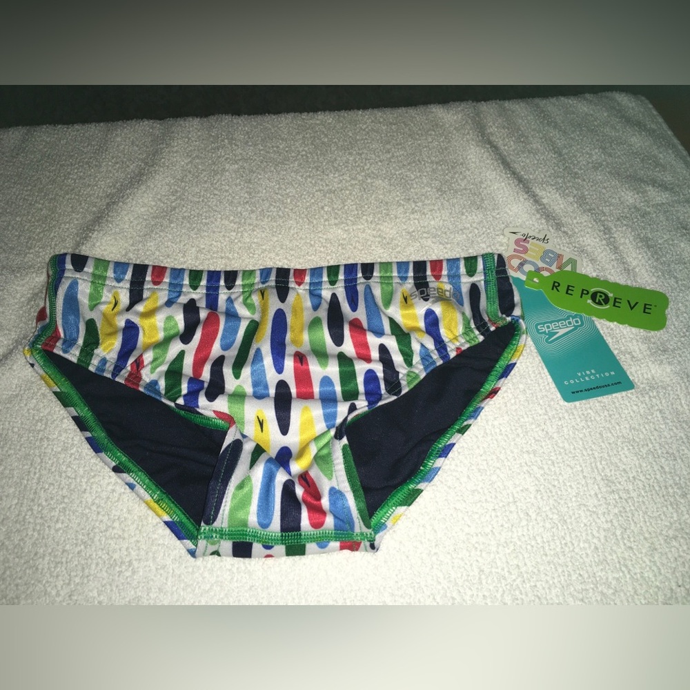 NWT Speedo ECO Endurance Size 28 *Wave Crusher* Swim Brief vibe collection